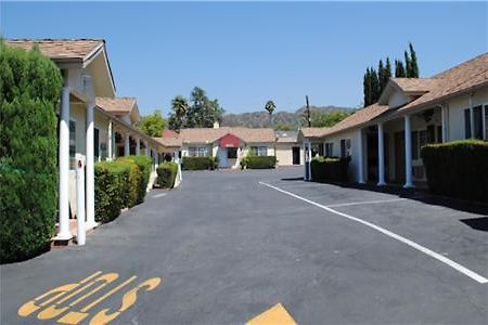 Rose Bowl Motel Los Angeles Exteriér fotografie